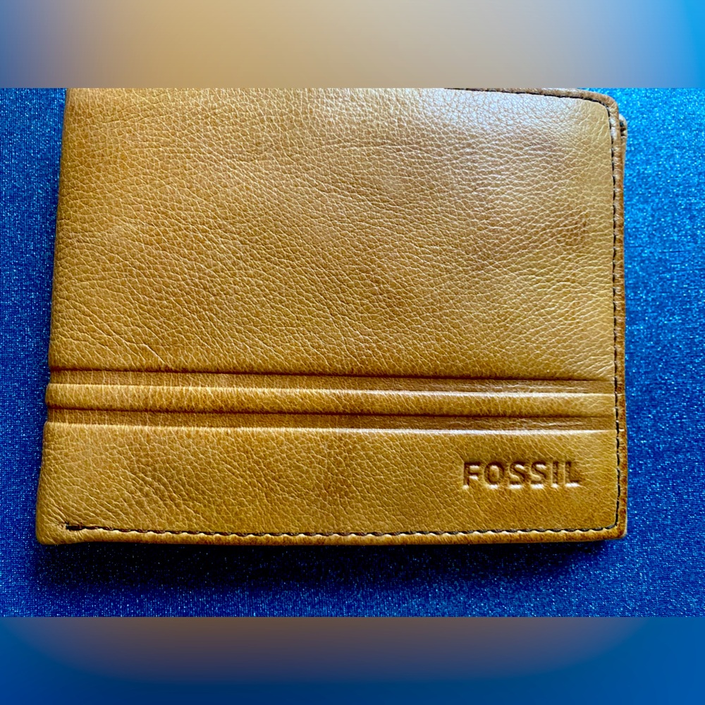 Fossil bifold wallet